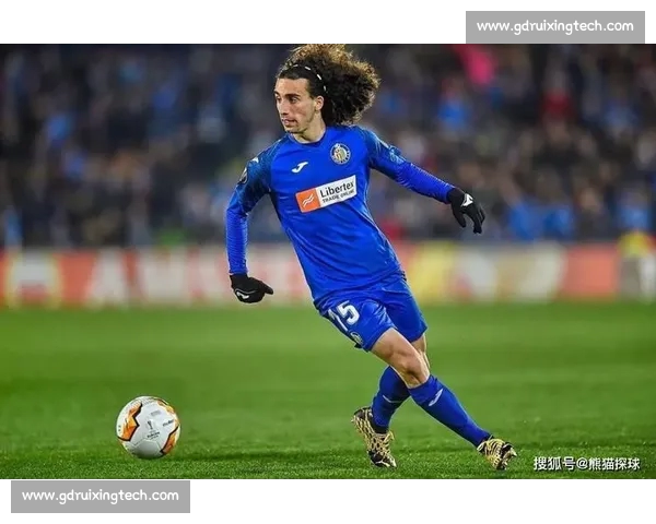 西甲豪门争霸与新星崛起全景解析及未来格局前瞻观察深度透视变革